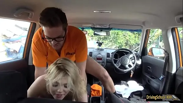 HD Huge boobs examiner ripped in the car 에너지 영화