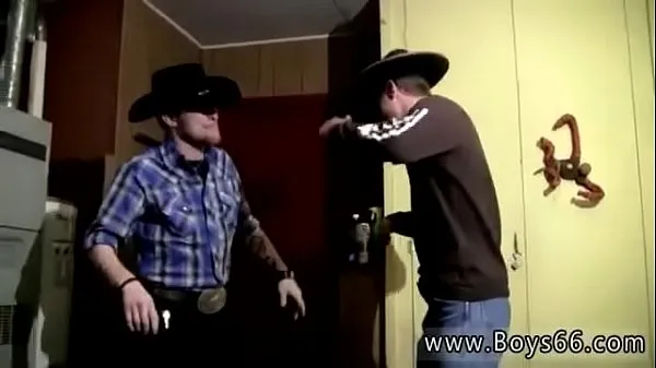 Filmes de energia Watch gay porn free Cowboys Ty & Lee Pissing Up the Garage em HD