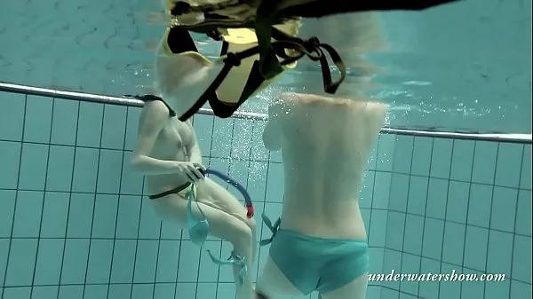 HD Girls swimming underwater and enjoying eachother 에너지 영화