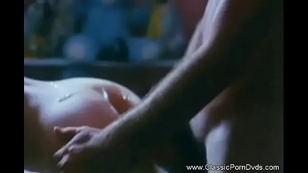 HD-Retro Blowjob-Honig, der es unten saugtEnergiefilme