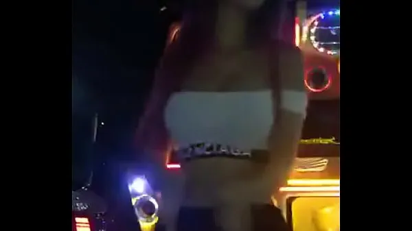 एचडी Hot Thai Strippers Dancing On Cars ऊर्जा फिल्में