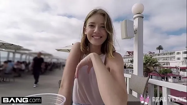 HD-Real Teens - Teen POV Pussy spielen in der ÖffentlichkeitEnergiefilme