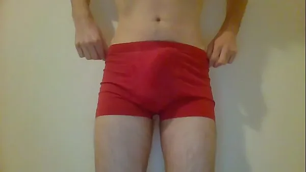 Películas de energía Twink se quita la ropa interior y se corre accidentalmente una gran carga demasiado rápido HD