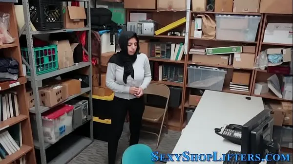 أفلام الطاقة عالية الدقة Shoplifting ethnic teen