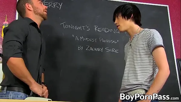 HD Emo student begs stud teacher to show him about anal Filem tenaga