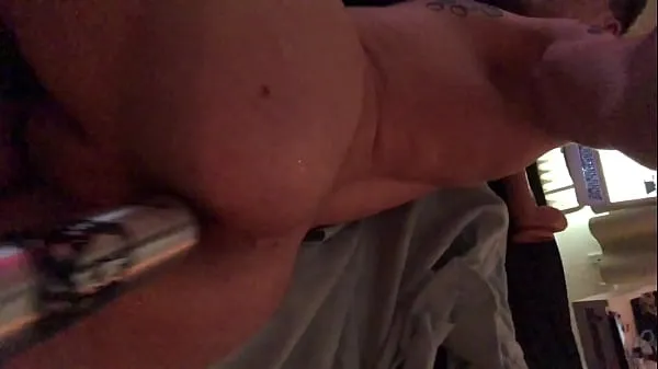 HD Gay sucks a big dick and gets ass-filled after energifilmer