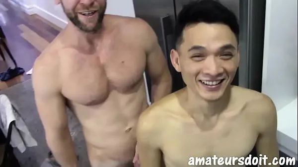 HD-AmateursDoIt - Hung bärtiger Jock fickt engen asiatischen Twink ohne SattelEnergiefilme