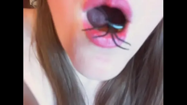 HD A really strange and super fetish video spiders inside my pussy and mouth energy Movies