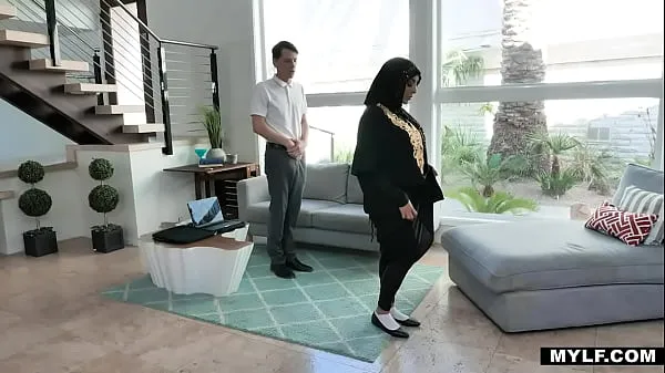 HD Arab MILF Craves For Young Cock- Kylie Kingston energy Movies