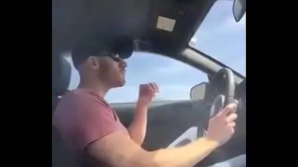 HD Boy smoking and driving energifilmer