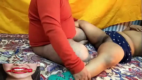 Films HD Indian Hot Bhabhi baise avec un jeune étudiant énergie