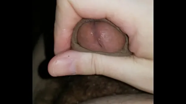 HD Fat dude cums in bed energifilmer