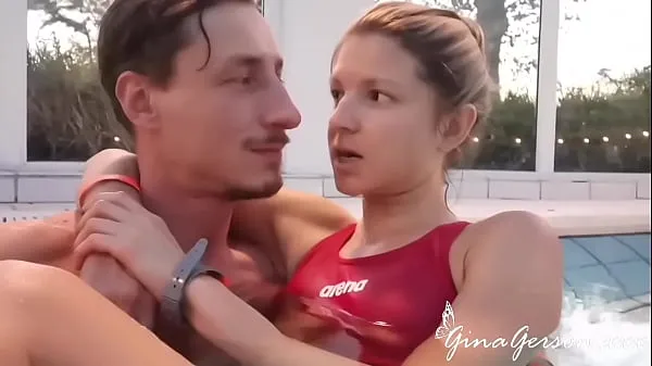 Films HD Gina Gerson et Jason Steel baisent en public énergie