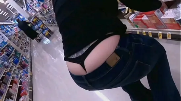 ภาพยนตร์ HD Mom Showing Her Huge Booty Whale Tail Wal-Mart Shopping พลังงาน