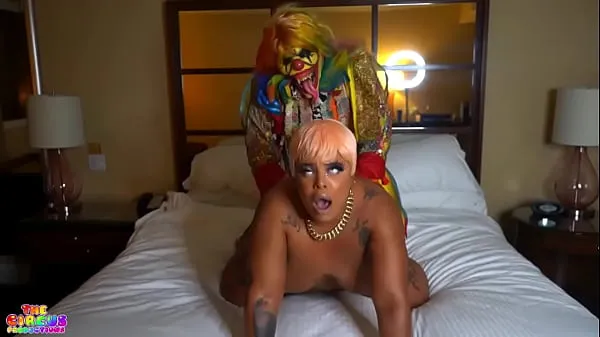 Filmy HD Mulanblossumxxx getting her pussy tore up by Gibby The Clown energetyczne