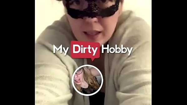 HD CurvySecret) Puts A Butt Plug For The First Time In Her Tight Asshole Loves It - My Dirty Hobby energiájú filmek