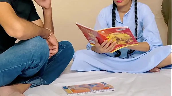 Filmy HD Meri chut bahot pyasi thi to Maine apne teacher ka hi le liya energetyczne