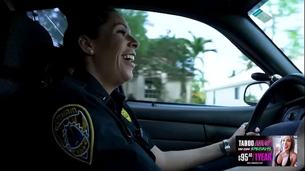 HD Nikki Brooks In StepMom Wants To Role Play As A Cop and Have Sex On My Bed energy Movies