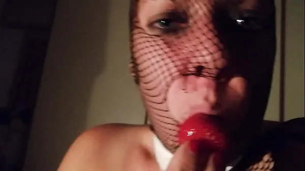 HD-Food Masturbation, creamy blowjob, fruit in wet pussy, wild wife Miss Kika in fishnet goes wild (extreme amateurEnergiefilme