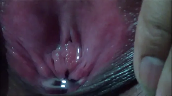 Filmes de energia my fucking pussy, wet and open for you pissing em HD